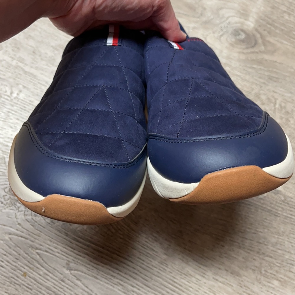 Tommy Hilfiger Shoes Men’s 11 Grizzly Navy Blue Memory Foam Slip on Sneakers - Picture 4 of 6
